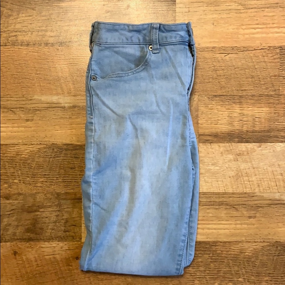 Light wash jeans